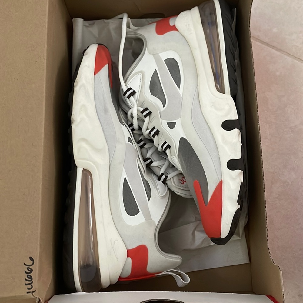 Nike renew lucent shoes